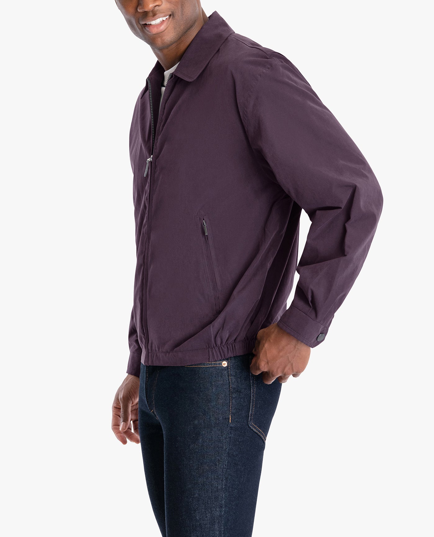 SIDE VIEW OF LIGHT WEIGHT ZIP FRONT GOLF JACKET | MAROON