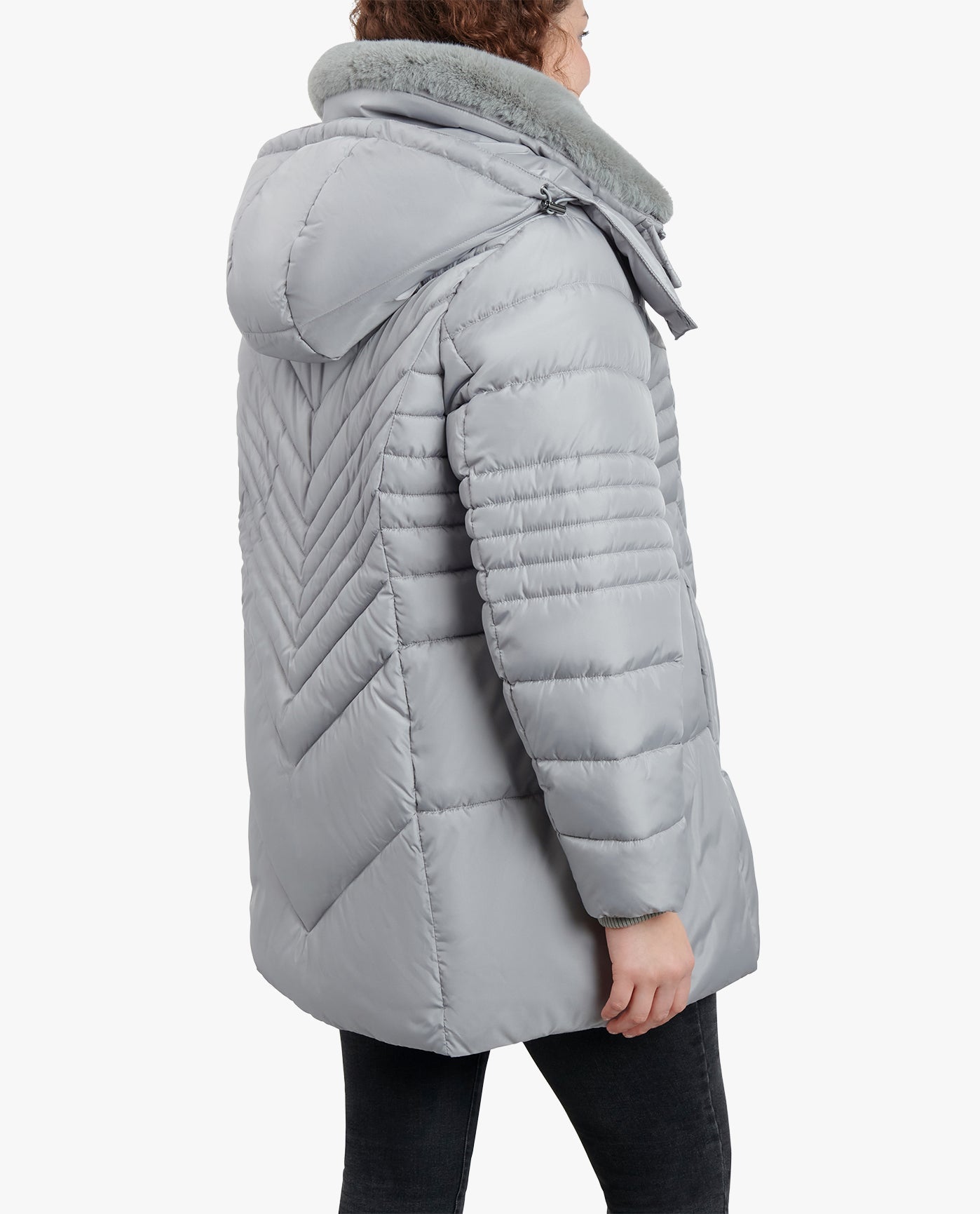 BACK OF PLUS SIZE ZIP-FRONT HOODED PUFFER JACKET WITH BUTTON-OFF FUR COLLAR | PEARL GREY