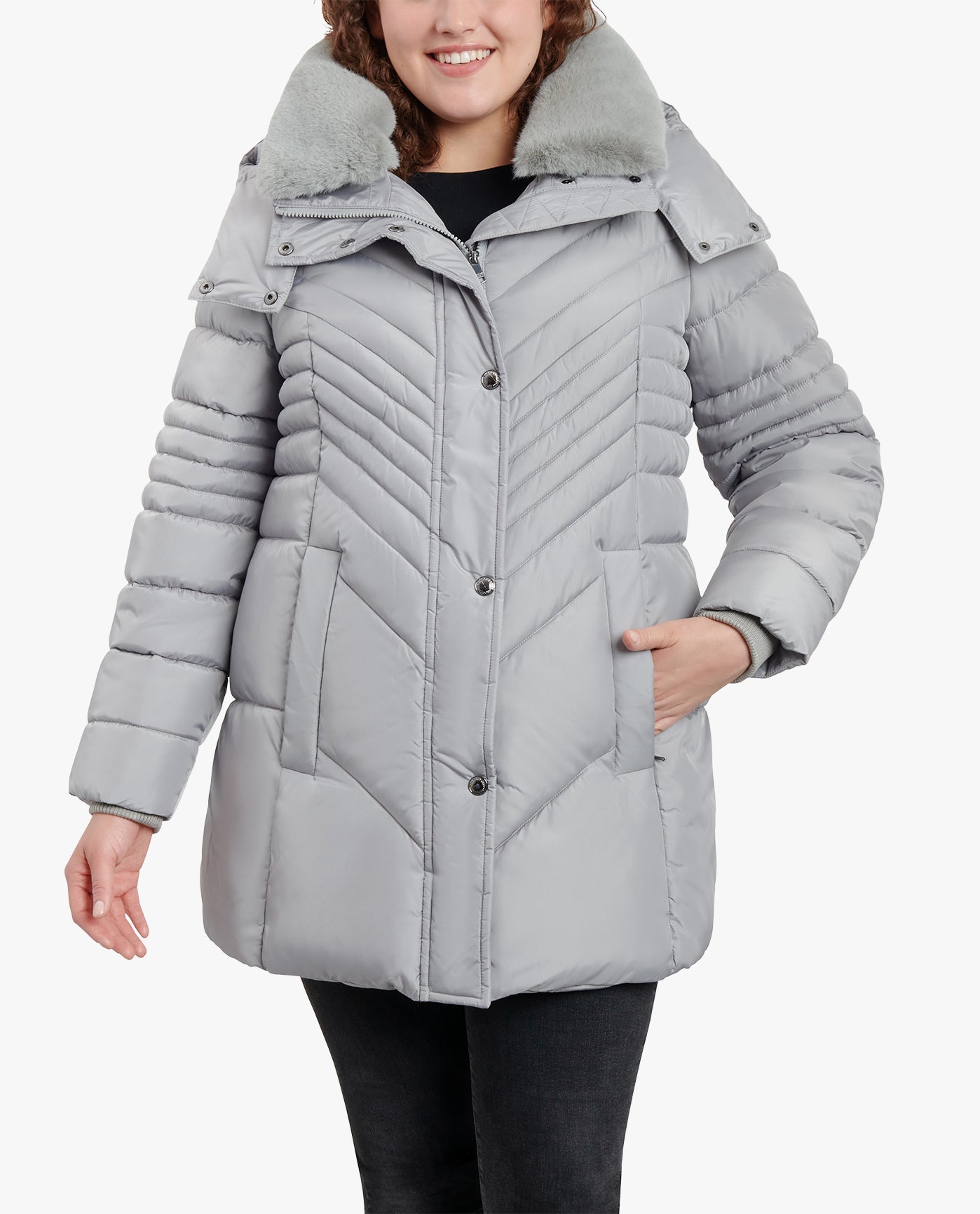 FRONT OF PLUS SIZE ZIP-FRONT HOODED PUFFER JACKET WITH BUTTON-OFF FUR COLLAR | PEARL GREY