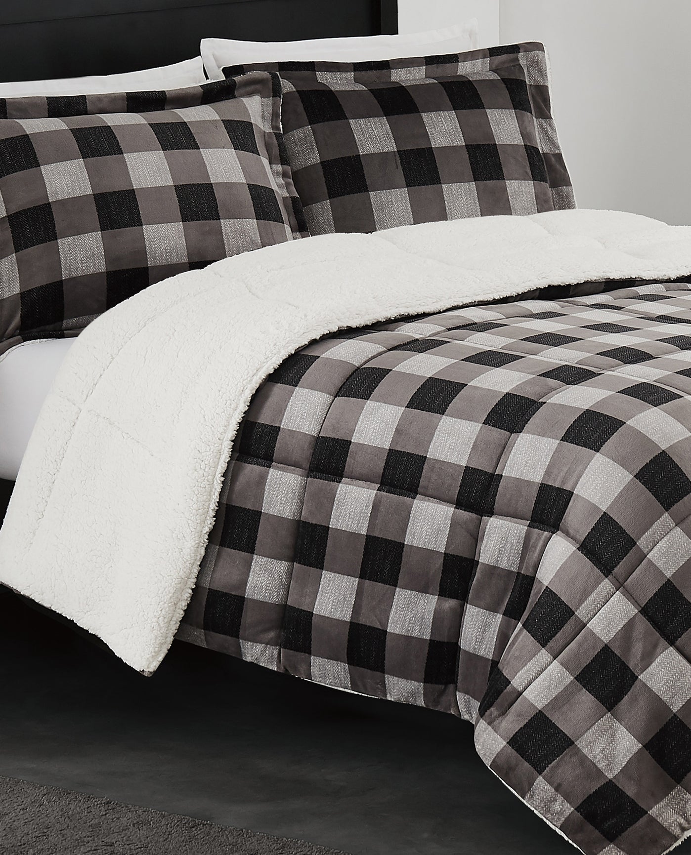 Sherpa discount plaid comforter