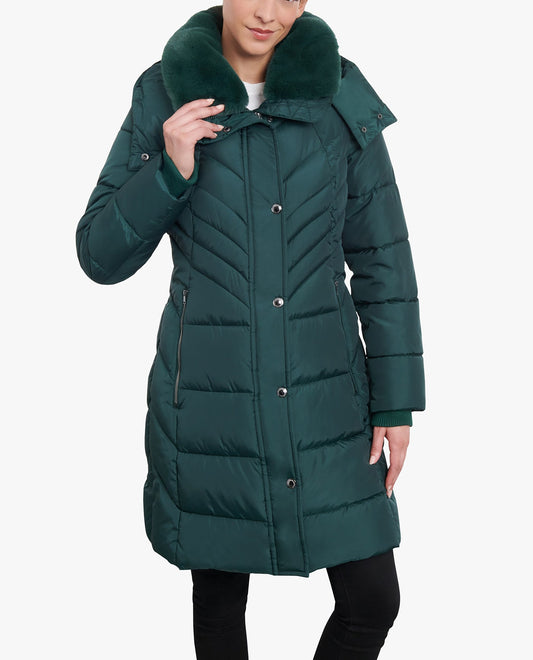 FRONT VIEW OF ZIP-FRONT HOODED HEAVY WEIGHT PUFFER JACKET WITH BUTTON-OFF FUR COLLAR | GREEN