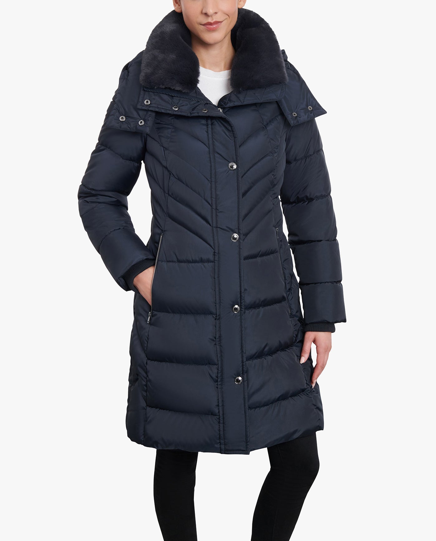 FRONT VIEW OF ZIP-FRONT HOODED HEAVY WEIGHT PUFFER JACKET WITH BUTTON-OFF FUR COLLAR | NAVY
