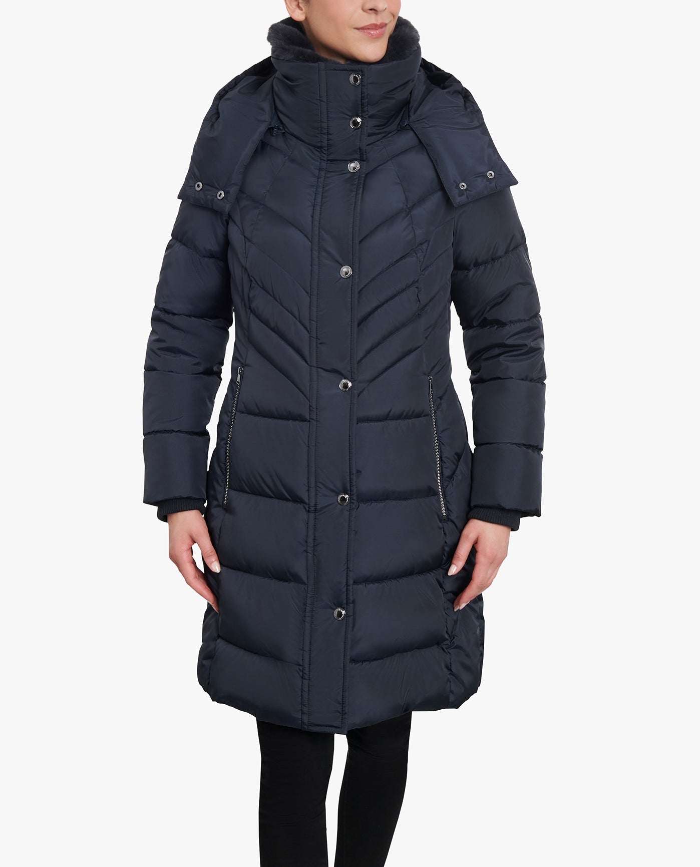 SIDE VIEW OF ZIP-FRONT HOODED HEAVY WEIGHT PUFFER JACKET WITH BUTTON-OFF FUR COLLAR | NAVY